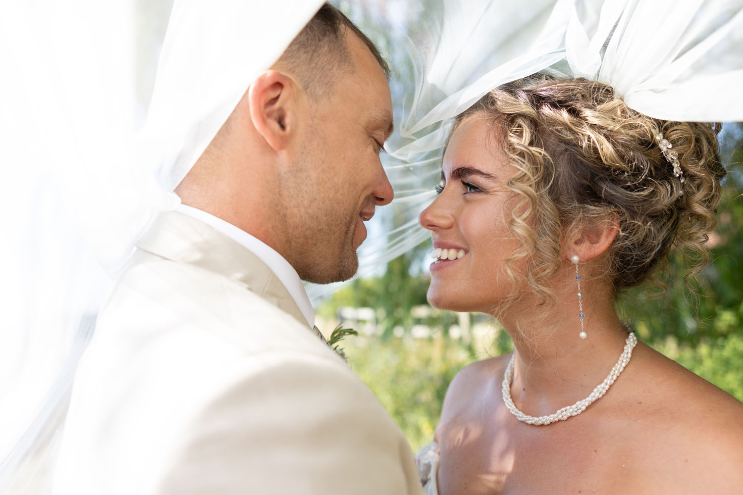 Winters Tale Country Barn Wedding Photography | Annabel & Joe